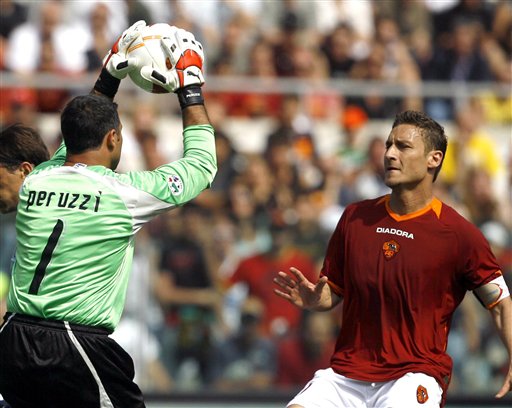 这套阵型就是为他们量身打造的（这套阵型正是为他们而生）